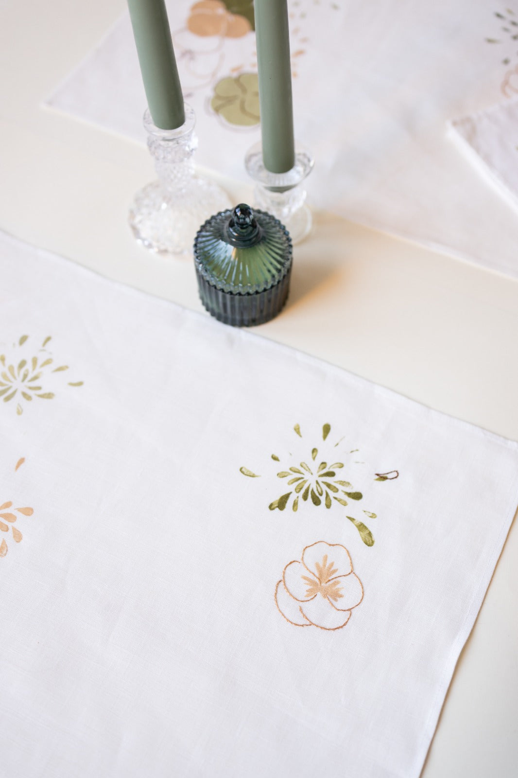 Linen Placemat with green and brown flowers